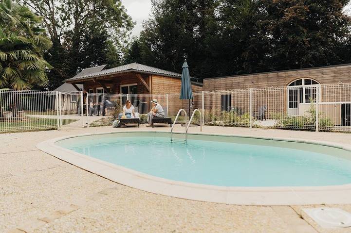 Location de vacances pour 25 personnes, avec sauna et jacuzzi dans Piencourt