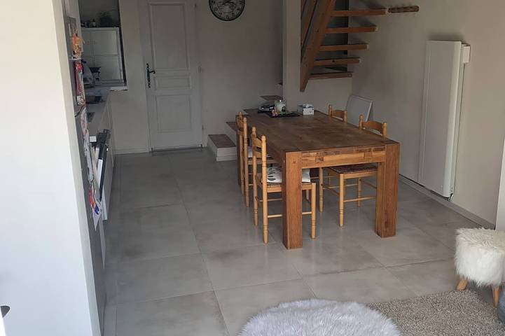 Location de vacances pour 5 personnes, avec terrasse et jardin à Montségur-sur-Lauzon