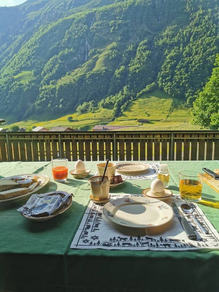 Ganze Ferienwohnung, Ferienchalet obere Chappelen 1 in Elm GL, Glarus Süd