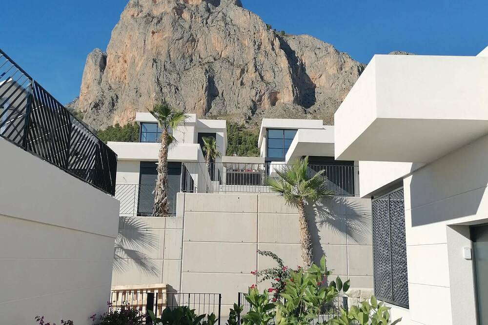 Villa Montemar Polop Hills by Bookaparadise in Polop, Costa Blanca