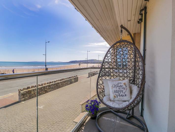 Holiday rental for 4 people, with Balcony in Colwyn Bay