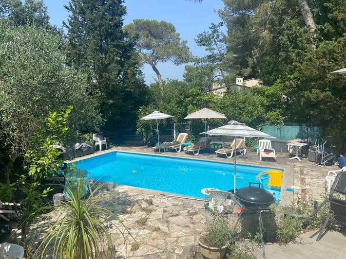 Villa pour 6 personnes, avec vue ainsi que piscine et jardin, animaux acceptés à Le Cannet - 2