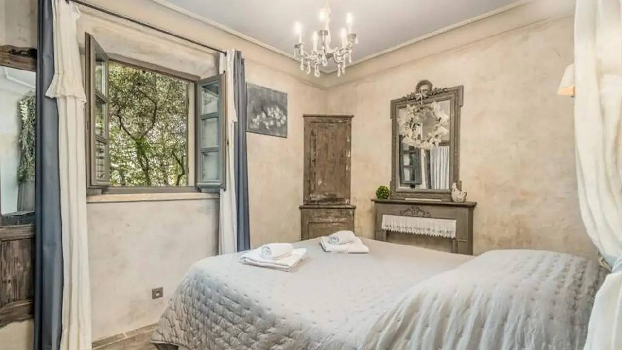 Entire holiday apartment, Ferienwohnung für 4 Personen (56 m²) in Commune d'Oppède in Oppède, Parc naturel régional du Luberon