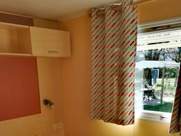 Mobil Home pour 4 Personnes dans Rosières (Ardèche), Massif central, Photo 4