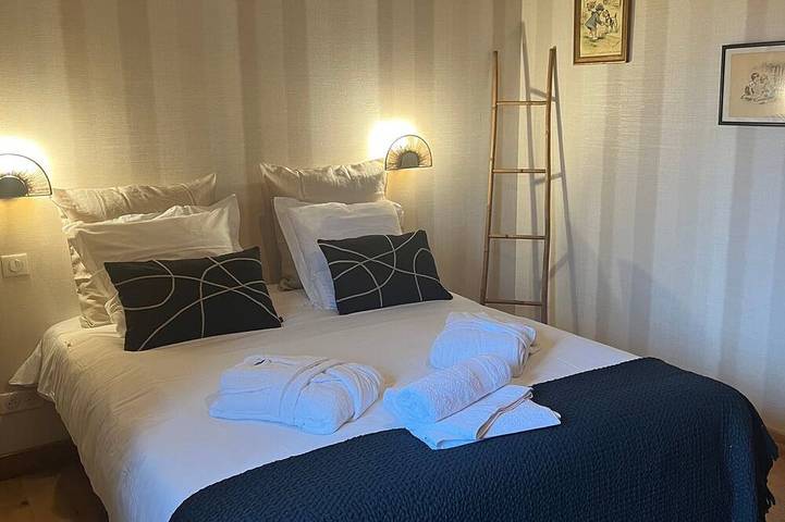 Location de vacances pour 2 personnes, avec jardin et sauna à Champdray