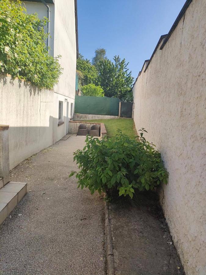 Gîte pour 2 personnes, avec terrasse à Grez-sur-Loing