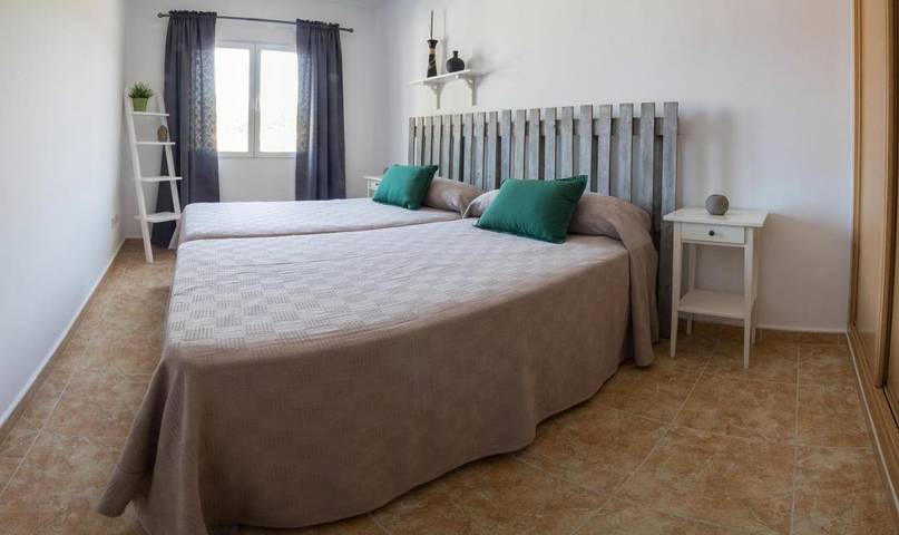 Casa rural para 2 personas, con piscina además de jardín y jacuzzi en Montes de Toledo - 3