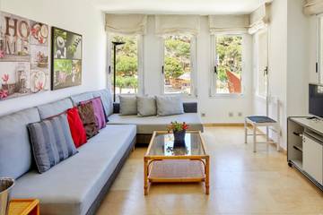 Ferienwohnung für 5 Personen, mit Balkon und Pool, mit Haustier in Estartit