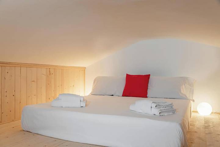 Appartamento intero, EnJoy Home - Mansarda con terrazza in zona centro/ospedali in Padova, Provincia di Padova