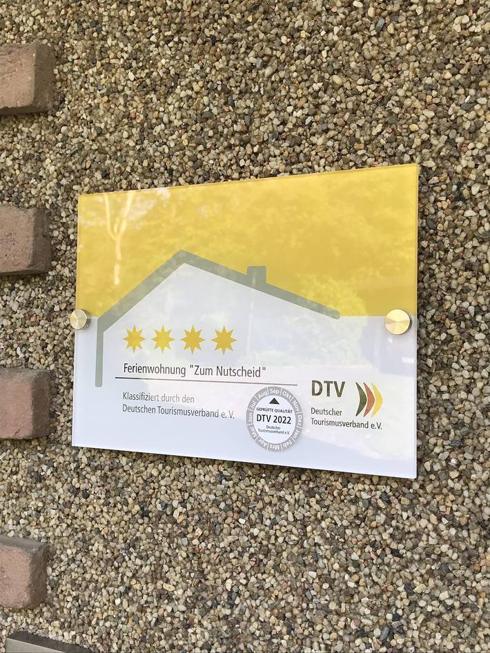 Ferienwohnung für 3 Personen, mit Balkon/Terrasse und Balkon sowie Terrasse und Garten in Bonn und Umgebung - 2