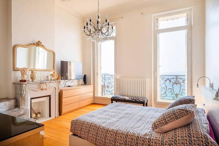 Gîte pour 7 personnes, avec balcon dans Port du Vallon des Auffes - 3