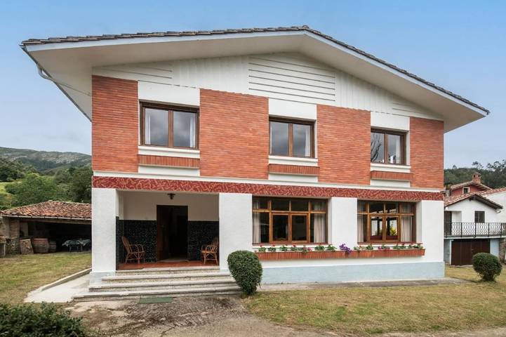 Casa rural para 9 personas, con Terraza y Jardín en Debodes - 3