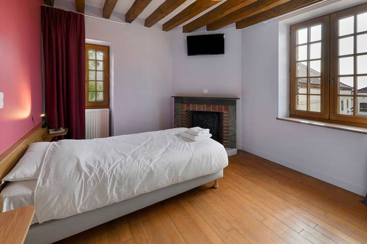 Bed & Breakfast 'Suite Douves 9 -3 Grange Arthuis' mit WLAN & Klimaanlage in Lavau, Loire-Tal