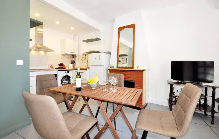 Location de vacances pour 6 personnes, avec jardin et terrasse à Bizanet - 4