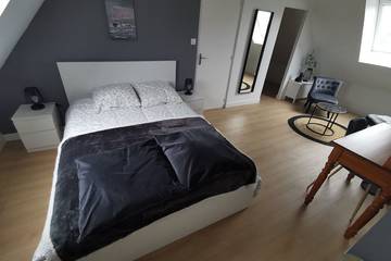 Location De Vacances pour 8 Personnes dans Kerlouan, Côte des Légendes, Photo 1