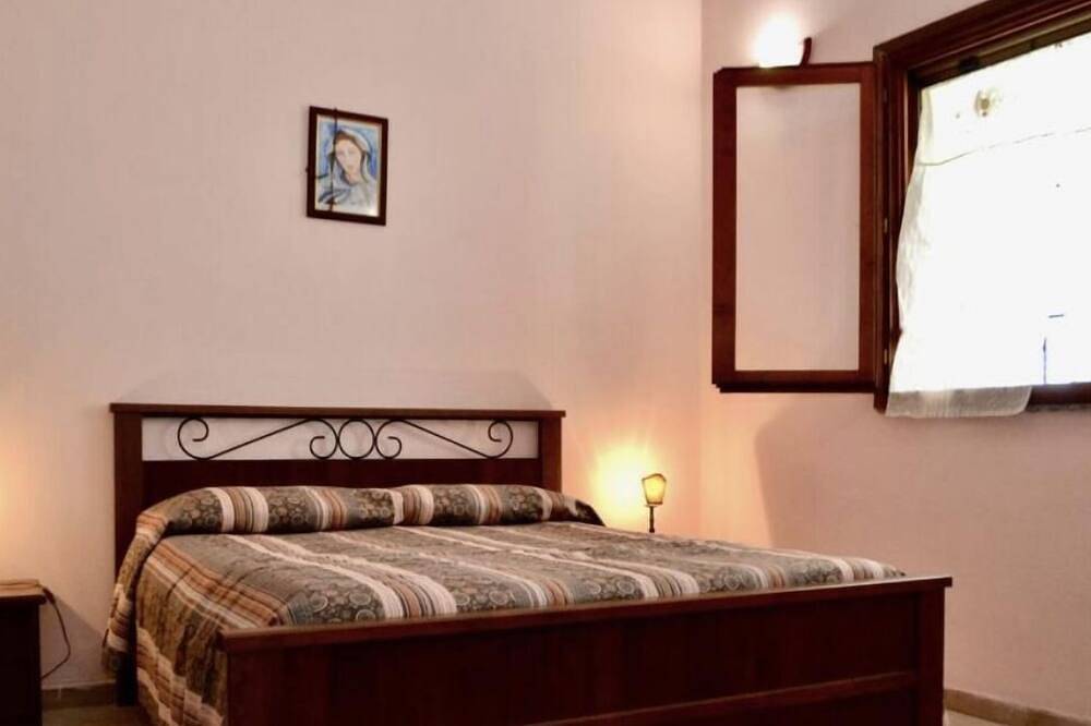 Villa of Roses in Melilli, Syrakus Provinz