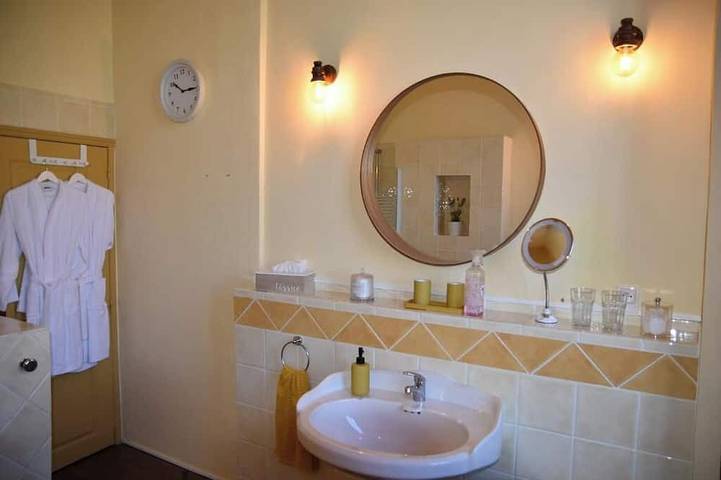 Location de vacances pour 6 personnes, avec piscine et jardin à Alzonne - 2