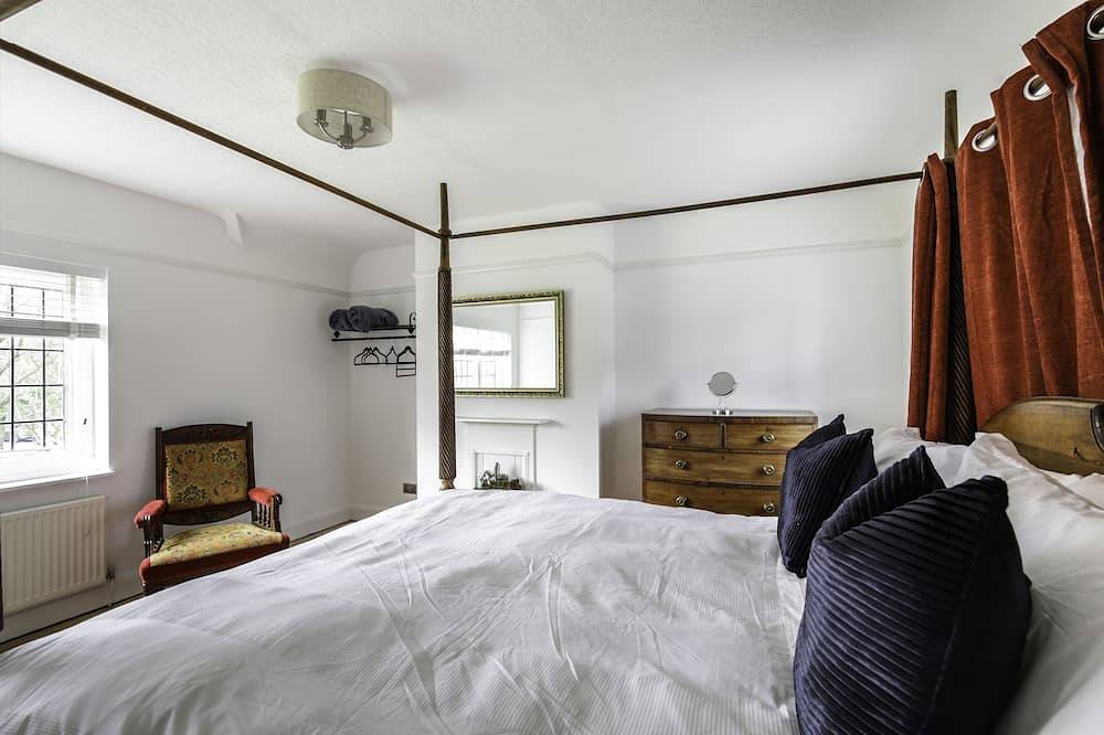 Port Sunlight, Duke of York Cottage, Grade 2 Listed in Merseyside