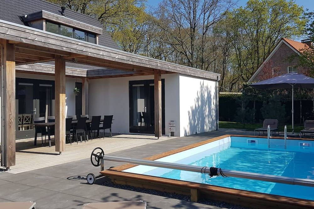 Luxuriöse Ferienvilla für 10 Personen mit beheiztem Pool und Sauna in Traumlage in Oostkapelle, Walcheren