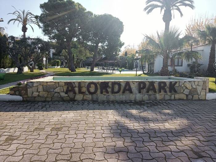 Gîte pour 6 personnes, avec balcon et jardin ainsi que piscine et bassin pour enfant à Calafell - 2