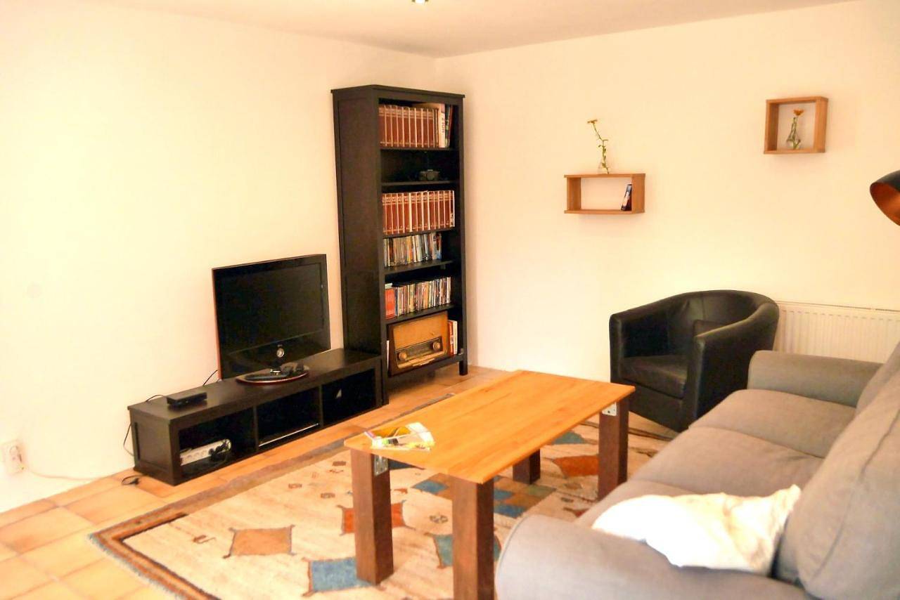 Ganze Wohnung, Bright basement apartment in Wienhausen near Celle in Wienhausen, Landkreis Celle