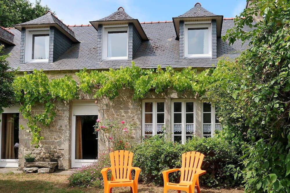 La Ferme by Interhome in Pont-l'Abbé, Region de Quimper