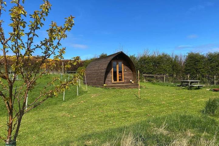 Secluded Cabin on the Banffshire Coast in Crovie, Aberdeenshire