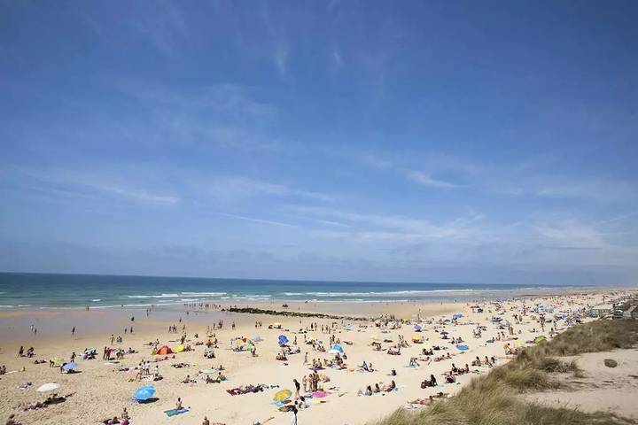 Ganze Wohnung, Ferienwohnung 4 Zimmer 6 Personen Terrasse in Carcans Plage, Carcans