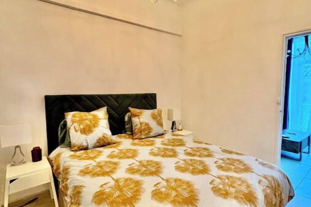 Appartement entier, Le Malaisie – Cosy rénové, balcon, patio, barbecue in Les Pennes-Mirabeau, Côte méditerranéenne (France)