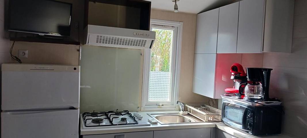 Camping pour 5 personnes, avec piscine ainsi que terrasse et bassin pour enfant à Port-la-Nouvelle - 4