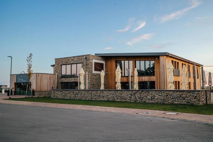 Ferienhaus für 2 Personen, mit Terrasse und Garten sowie Pool in Groß Kordshagen