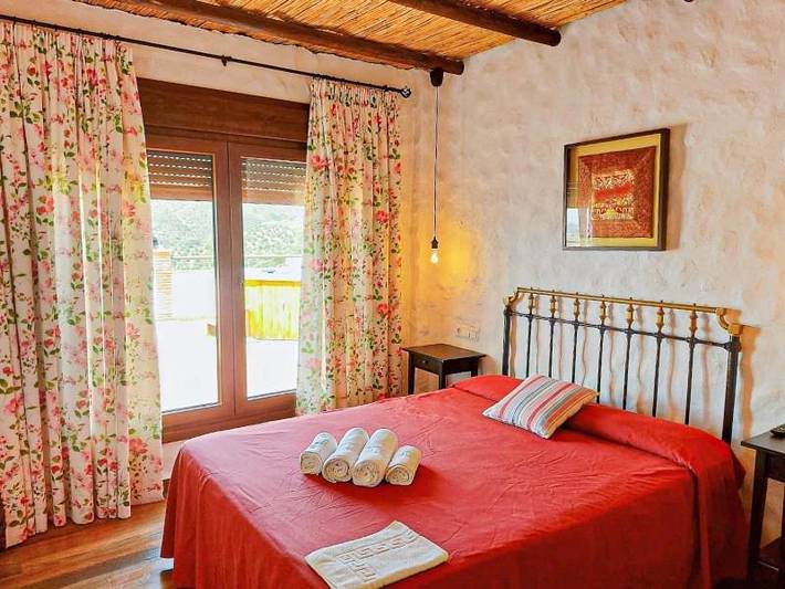 Casa rural para 4 personas, con jardín además de piscina y vistas en Canillas de Albaida - 4