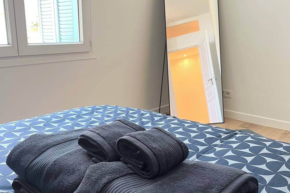 Entire apartment, 3-pieces Flat with Private Garden & Bbq in Beausoleil, Nice region
