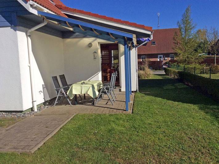 Ferienhaus für 4 Personen, mit Terrasse und Garten in Wiek - 3