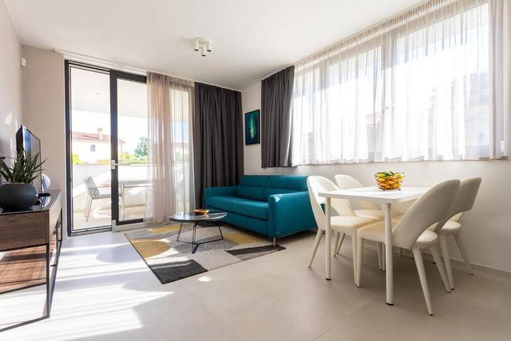 Ferienwohnung für 4 Personen, mit Terrasse und Pool sowie Ausblick, mit Haustier - 1
