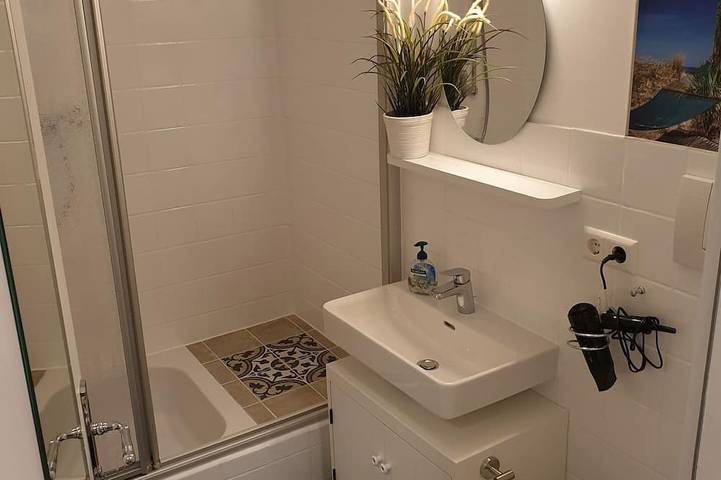 Ferienwohnung für 2 Personen, mit Garten und Sauna sowie Pool in Reichenau - 4