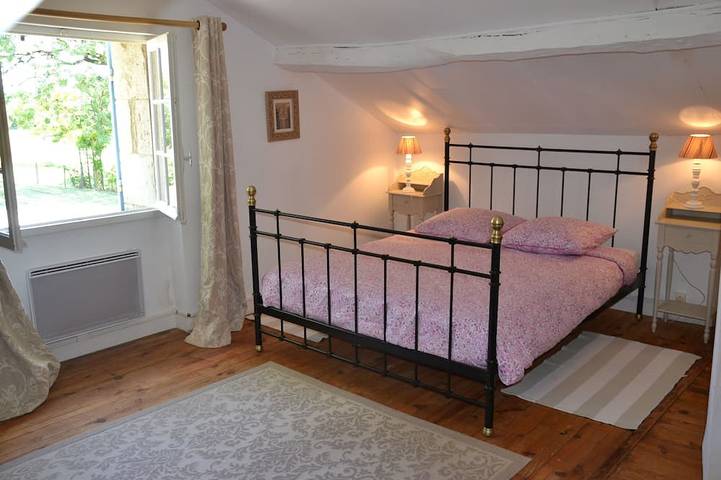 Location de vacances pour 7 personnes, avec jardin, animaux acceptés à Plaisance - 2