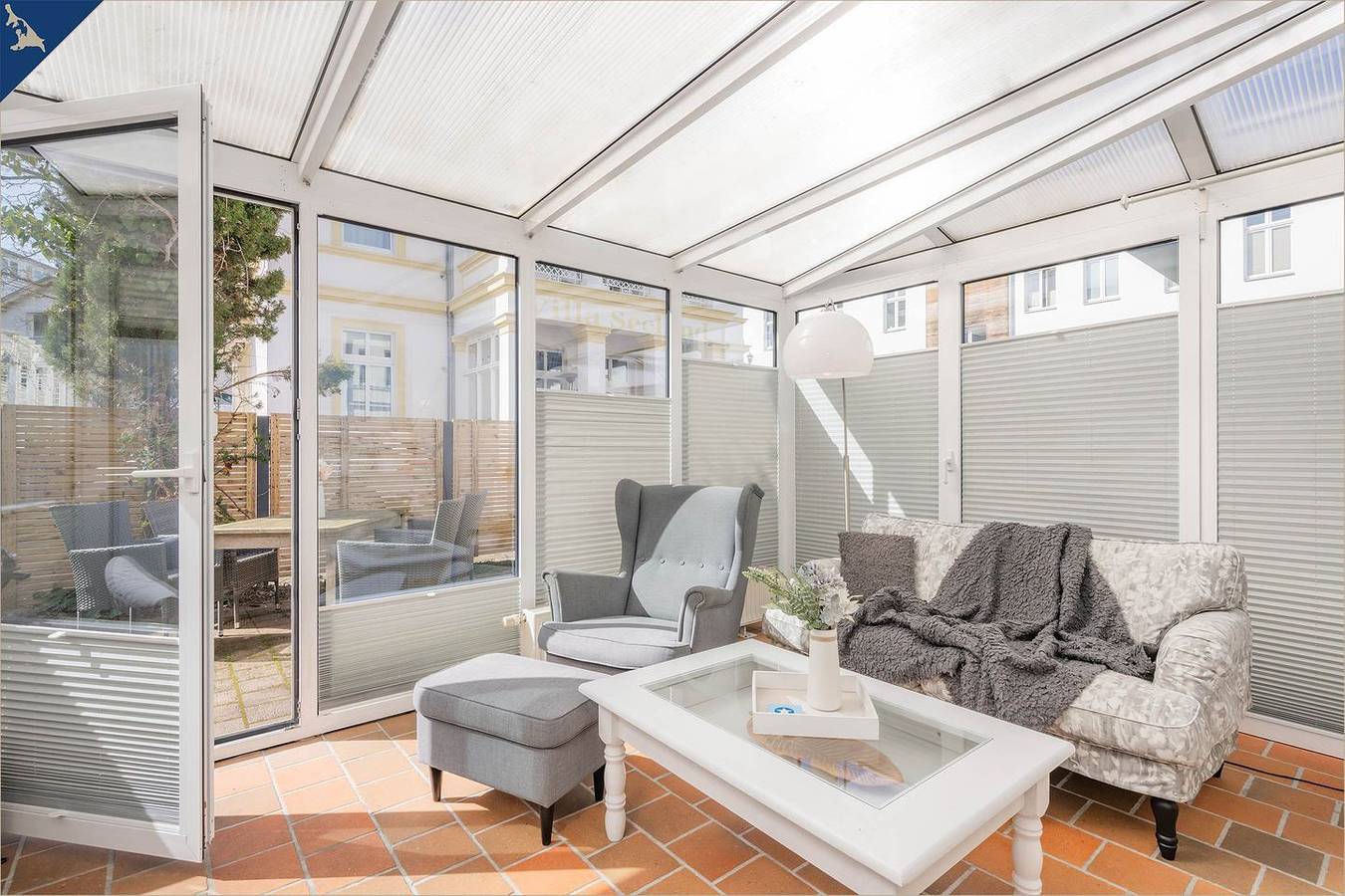 Appartement entier, Gemütliche Ferienwohnung in Heringsdorf mit Wintergarten und Terrasse – 150 m bis zum Strand in Seebad Heringsdorf, Heringsdorf
