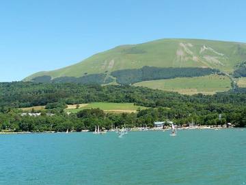 Mobil home pour 6 personnes, avec vue sur le lac dans Grand lac de Laffrey