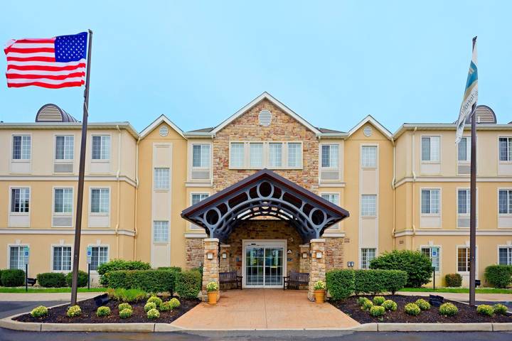 Entire studio, Staybridge Suites Cranbury-South Brunswick in Cranbury Township, New Jersey
