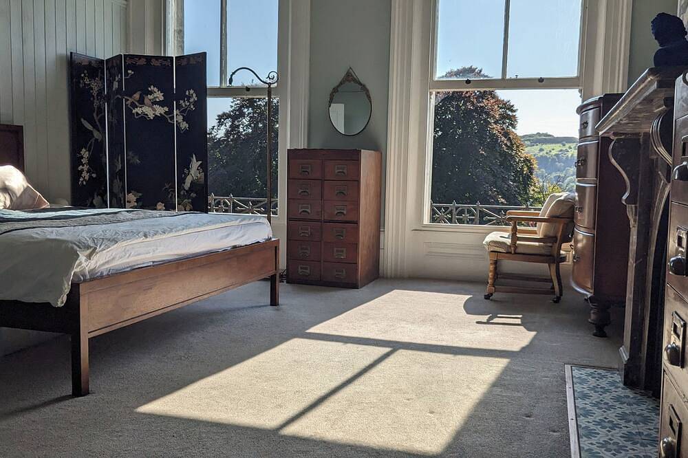 Entire apartment, Huge 1 bed in Historical Garrison with Dover Castle View & Sea view. in Dover, Kent