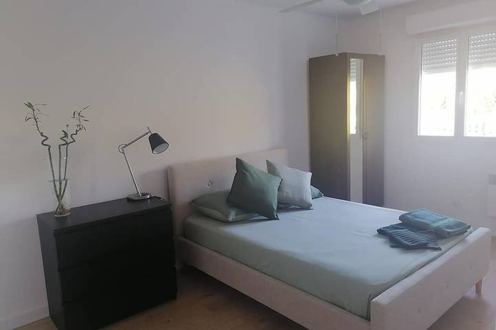 Location de vacances pour 6 personnes, avec terrasse et jardin, animaux acceptés à Saint-Geniès-de-Fontedit - 2