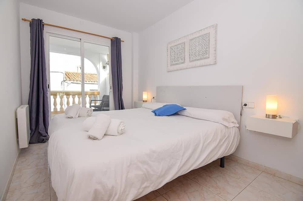 Entire apartment, Beautiful apartment 50 meters from the beach in Colònia de Sant Pere, Artà