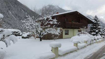 Ferienwohnung für 4 Personen, mit Terrasse in Umhausen