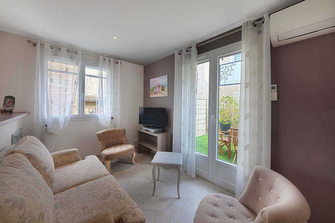 Maison tout confort dans hameau in Saïx, Région de Castres