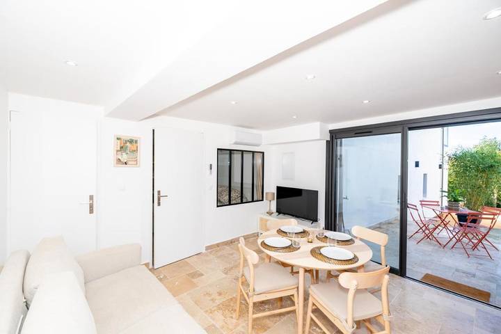 Gîte pour 4 personnes, avec vue ainsi que jardin et piscine à Allauch - 4