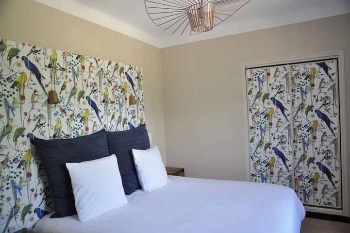 Location de vacances pour 4 personnes, avec piscine et balcon à La Roque-Alric - 2