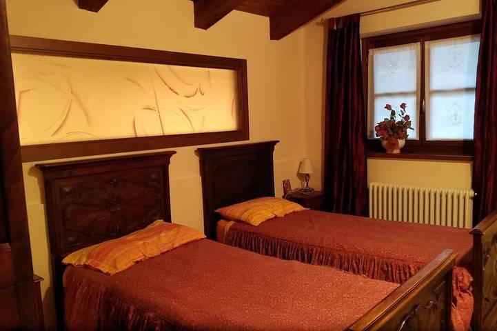 Gîte pour 6 personnes, avec jardin et balcon, animaux acceptés à Villar San Costanzo - 2