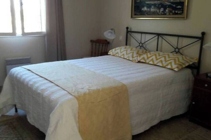 Location de vacances pour 6 personnes, avec terrasse et piscine à Lézignan-la-Cèbe - 2