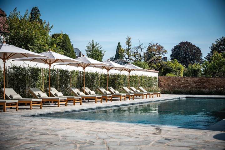Hôtel pour 2 personnes, avec piscine ainsi que sauna et terrasse, animaux acceptés
